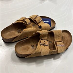 Birkenstock Arizona Women's Tan Sandals NWT, 39 EU (8 US), med/narrow width
